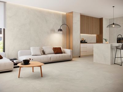 Carrelage en porcelaine Cifre Ceramica Munich Sand mat 60 x 120 cm dans un espace de vie moderne.