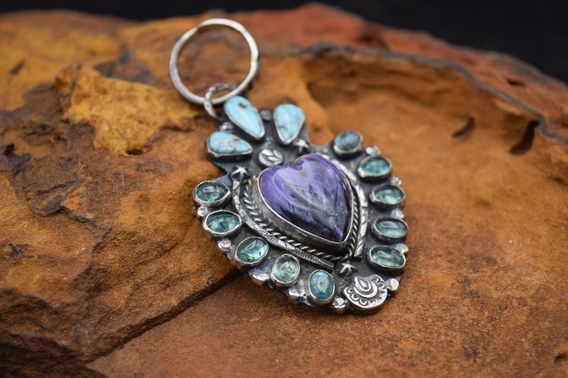 KAIA SOREM HEART PENDANT