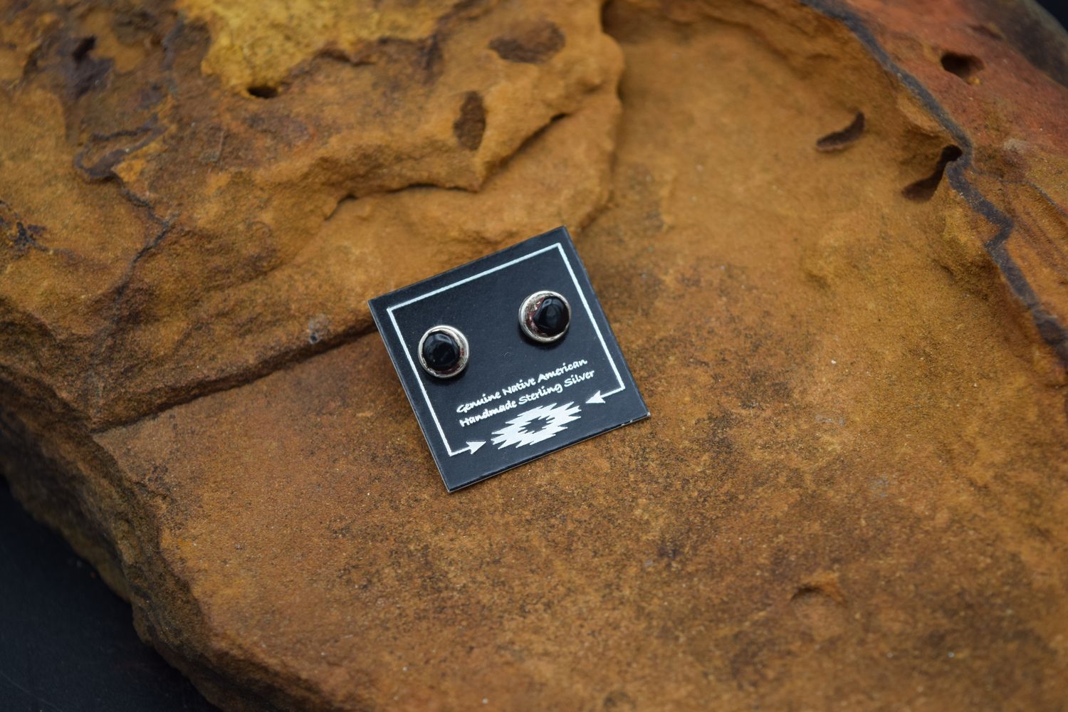 ONYX STUD EARRINGS