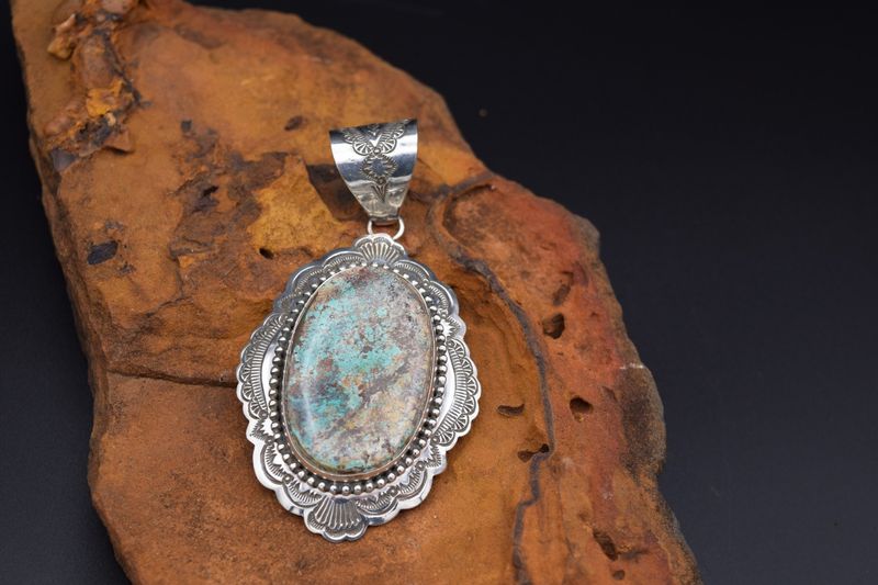 MINE #8 PENDANT