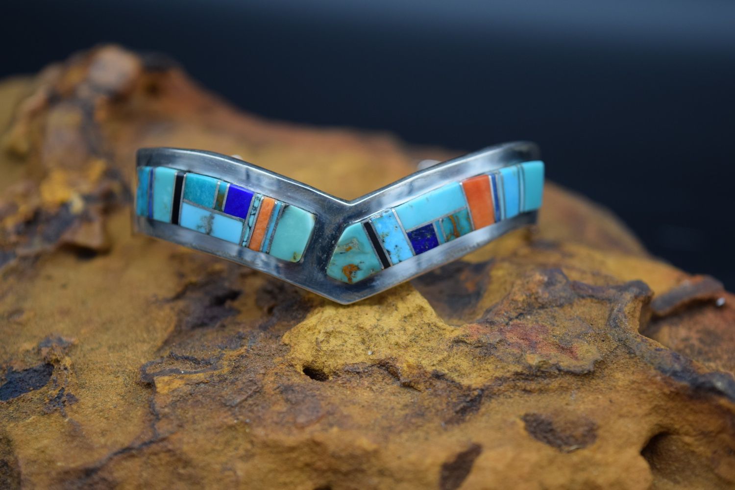 MULTI-STONE SWEATER CUFF  (Size: 6.5)