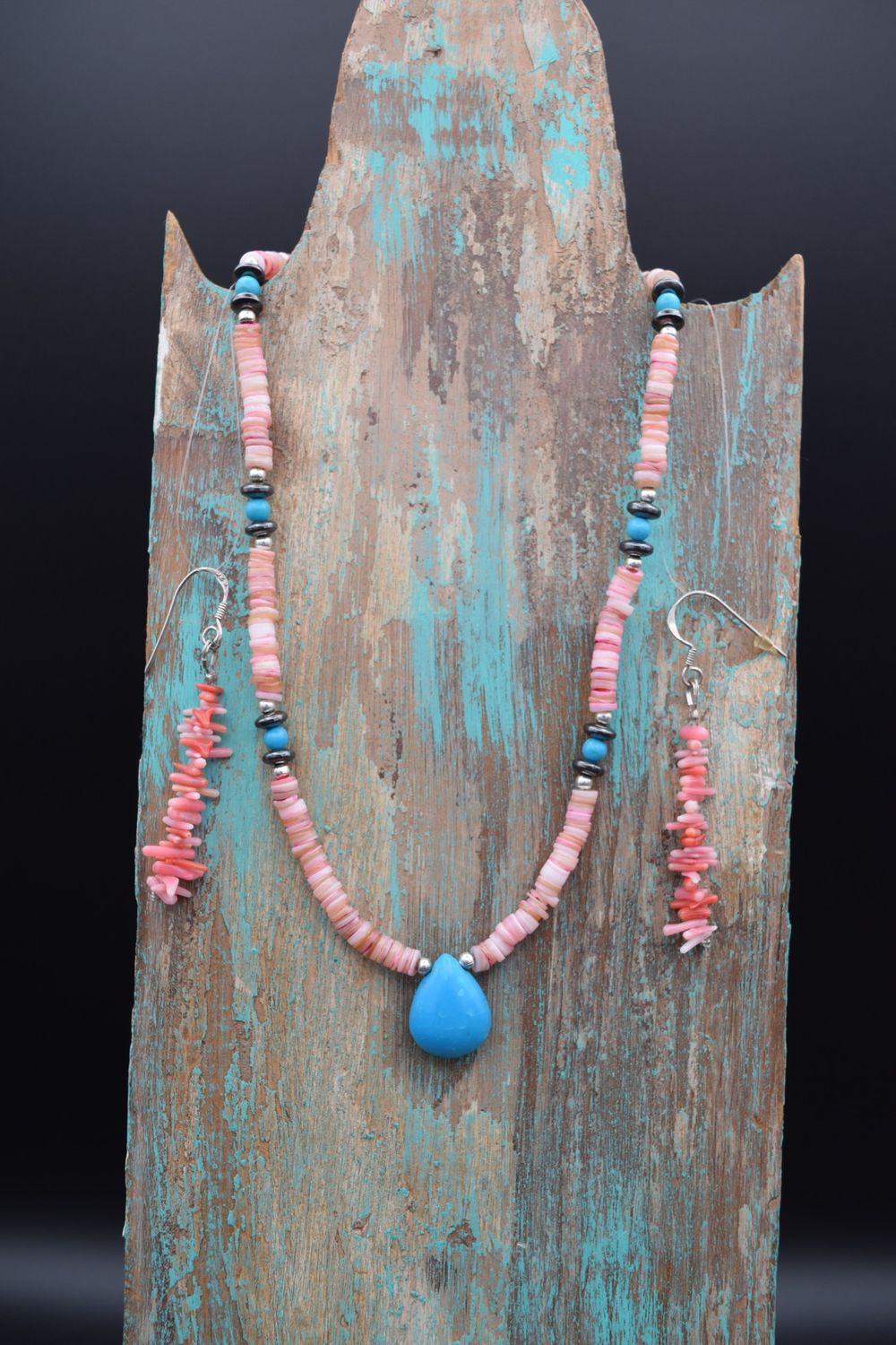 PINK SHELL NECKLACE/EARRINGS