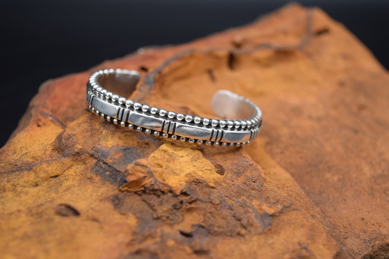 JONATHAN NEZ SILVER CUFF  (Size: 6)