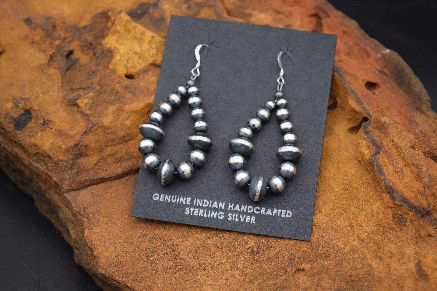 NAVAJO PEARL HOOPS