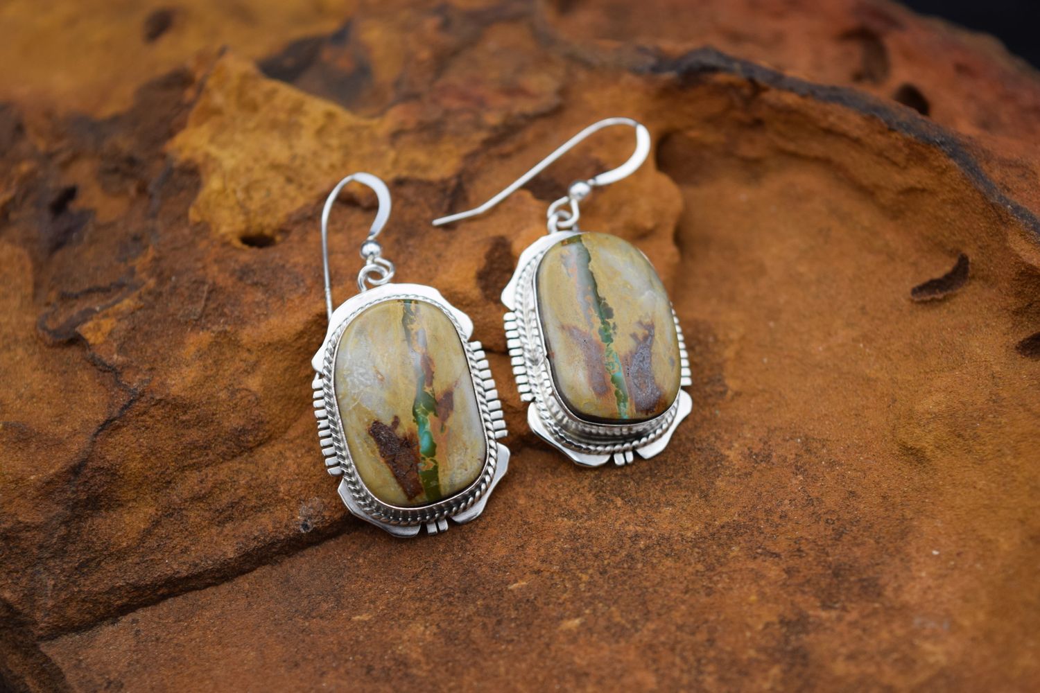 BLUE RIBBON POST EARRINGS
