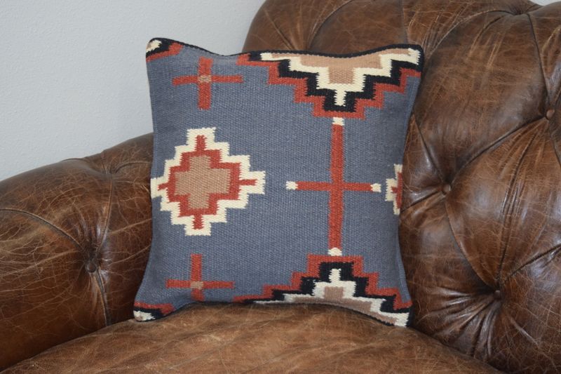 Desert Trail Pillow Cover [Gray]