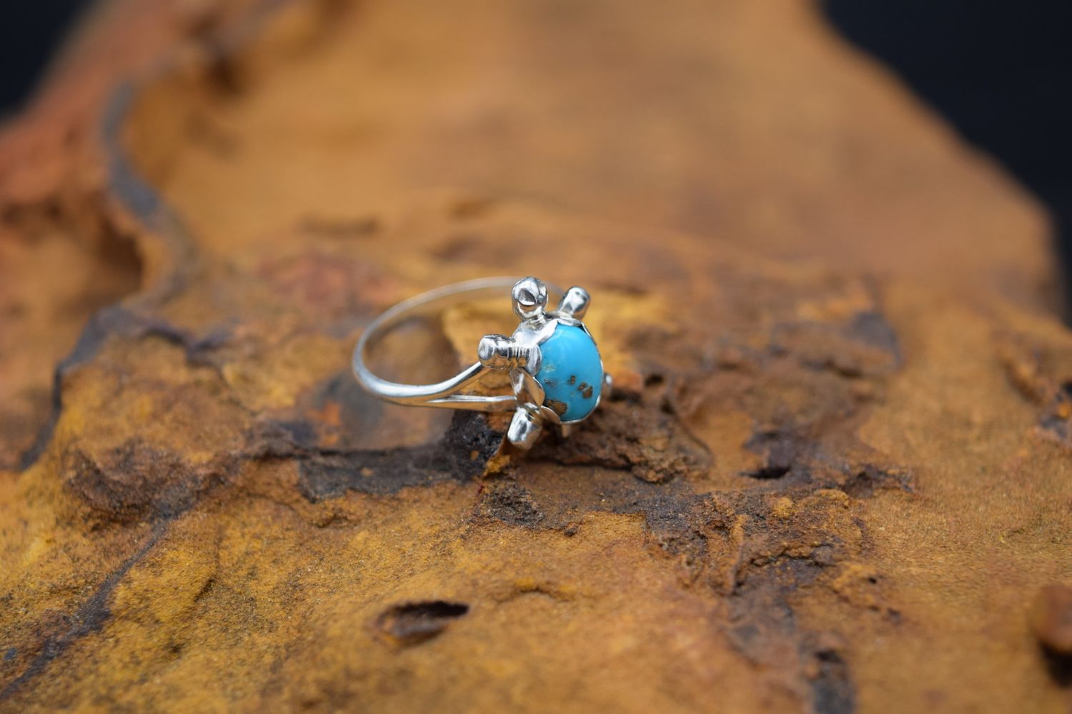 TURQUOISE TURTLE RING (Size: 6.5)