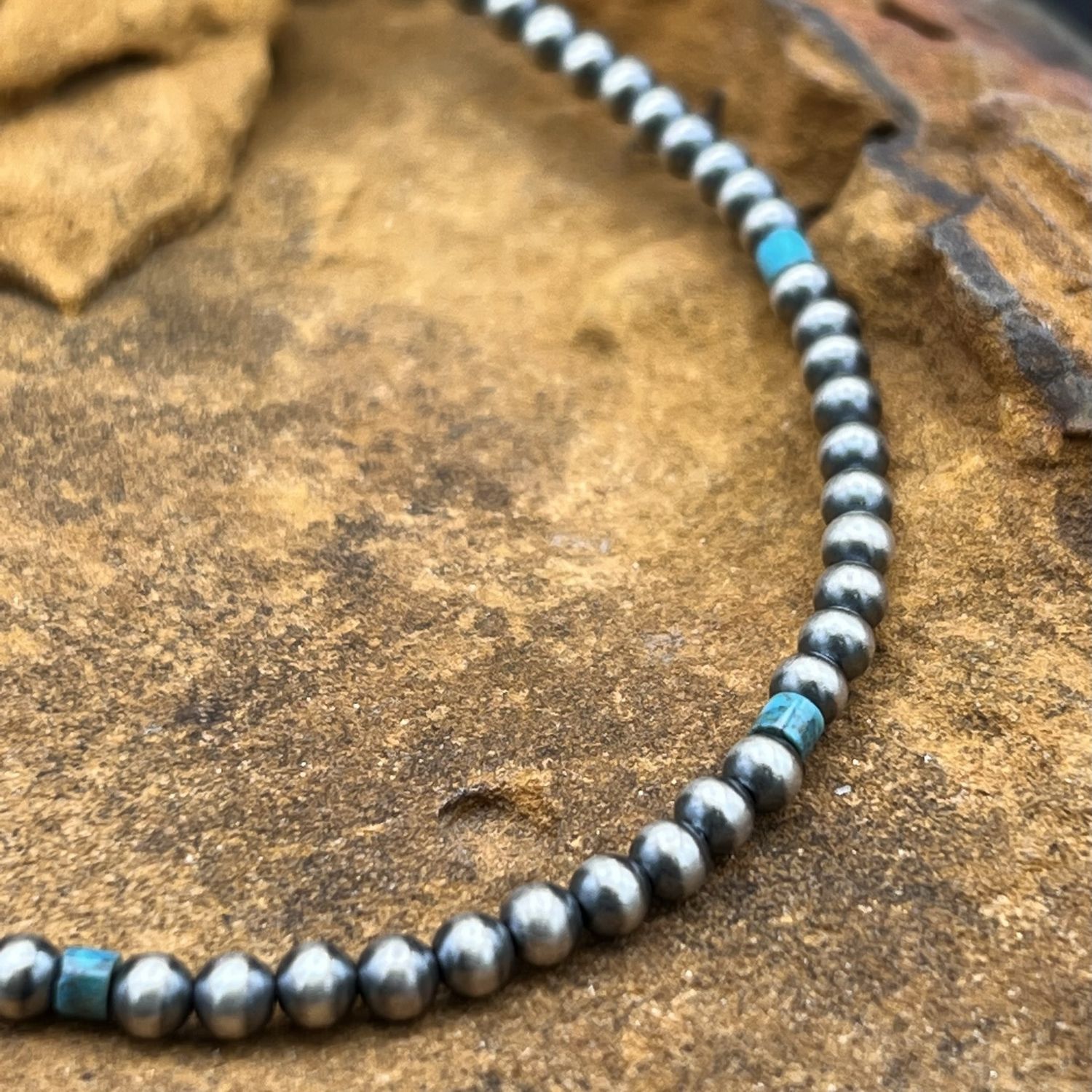 NAVAJO PEARLS &amp; TURQUOISE [16 INCH]
