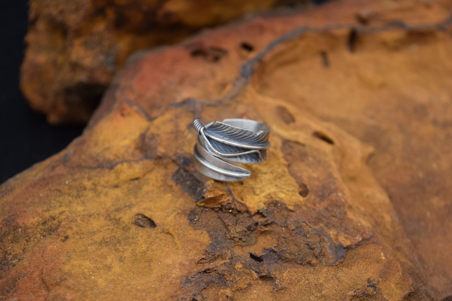SILVER FEATHER RING (Size: 8)