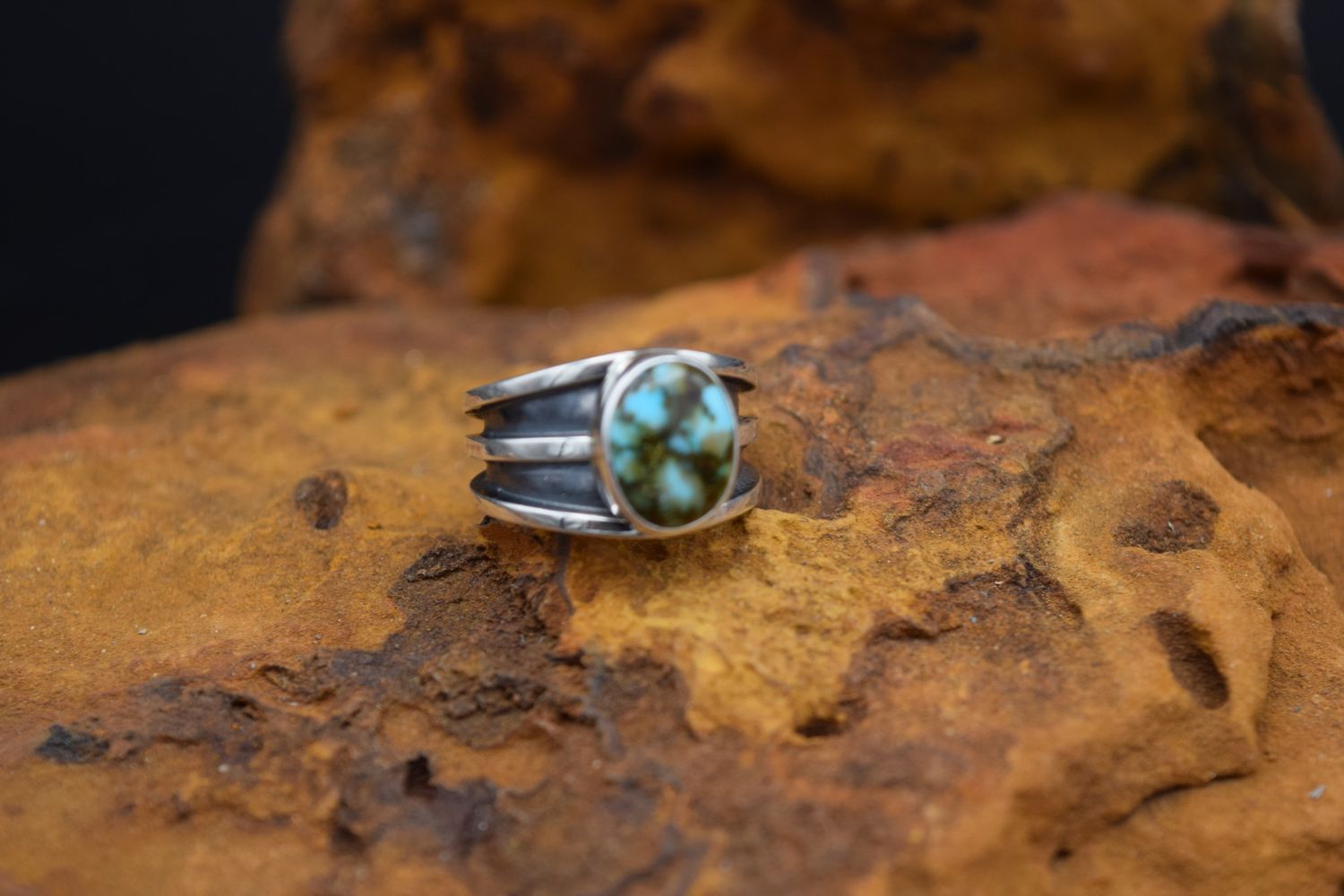 VARIGATED TURQUOISE/BROWN RING (Size: 6.5)