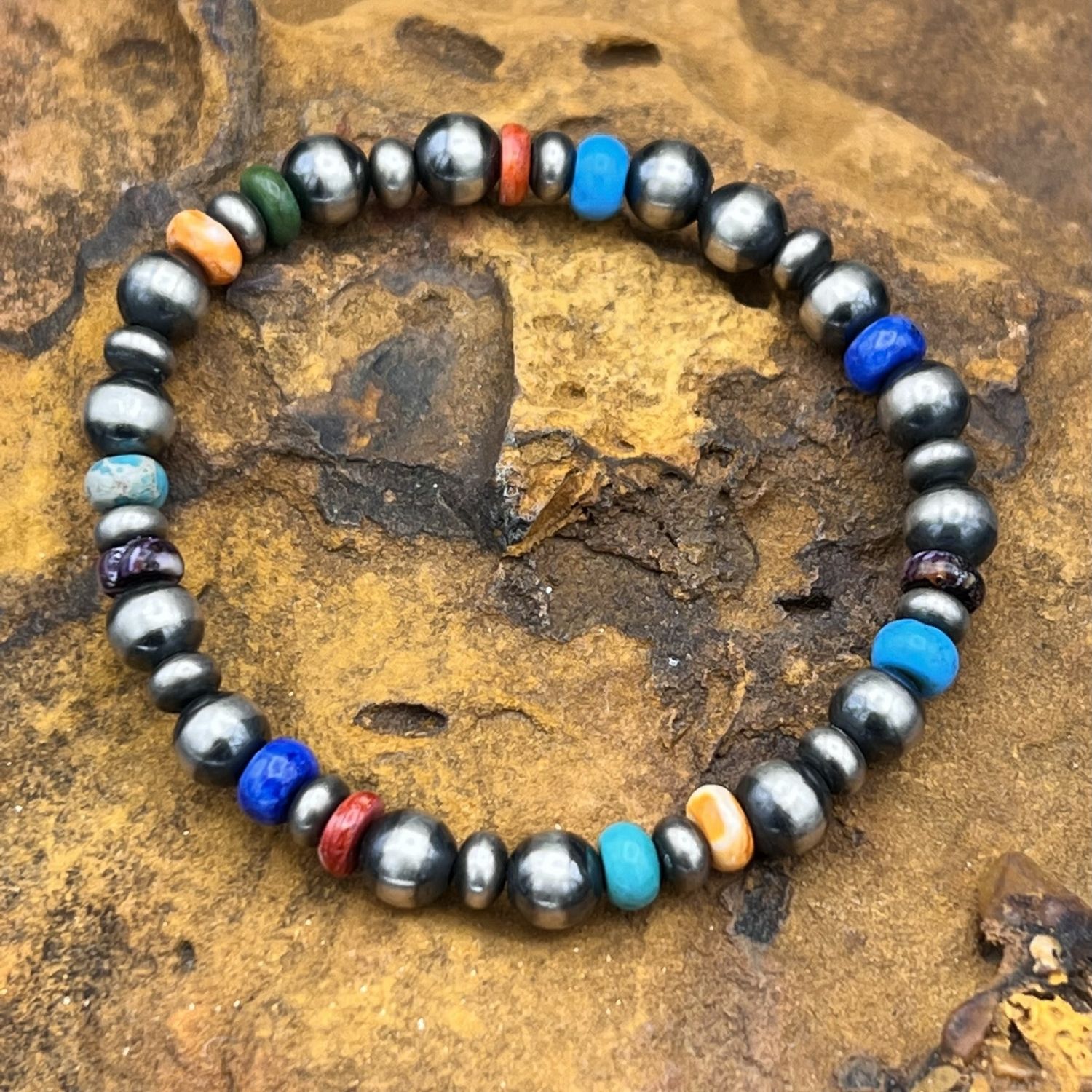 NAVAJO PEARL, MULTI-STONE STRETCH BRACELET