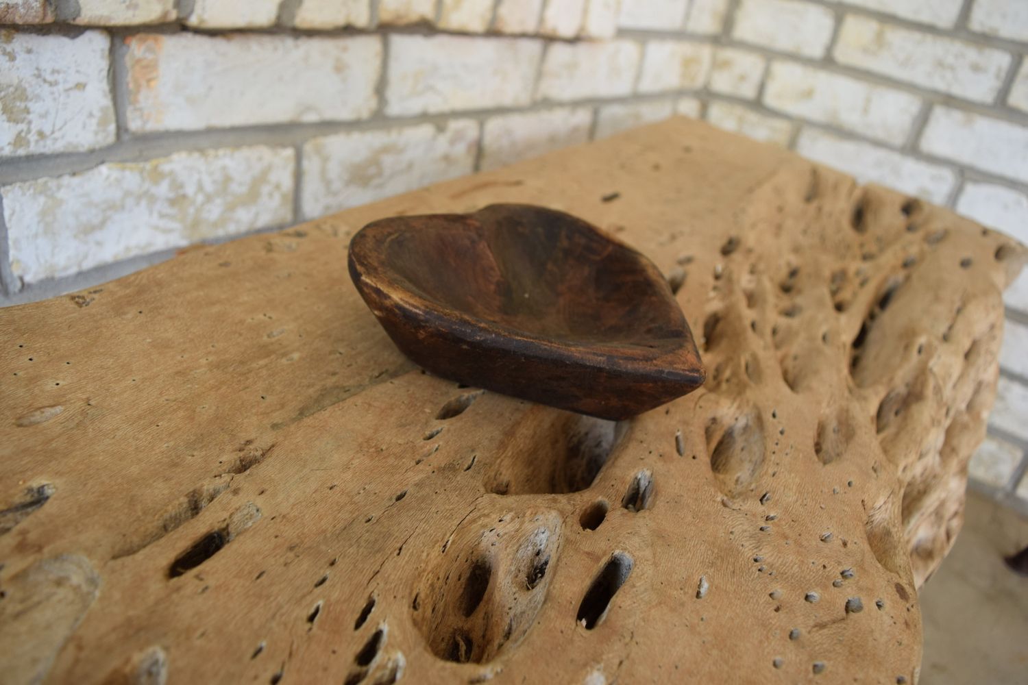 WOOD HEART SHAPED BOWL