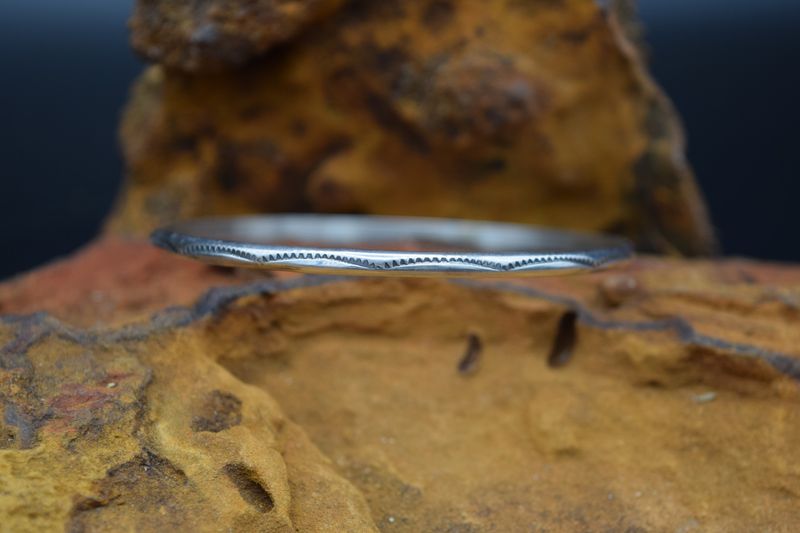 BEN TAHE SILVER BANGLE BRACELET