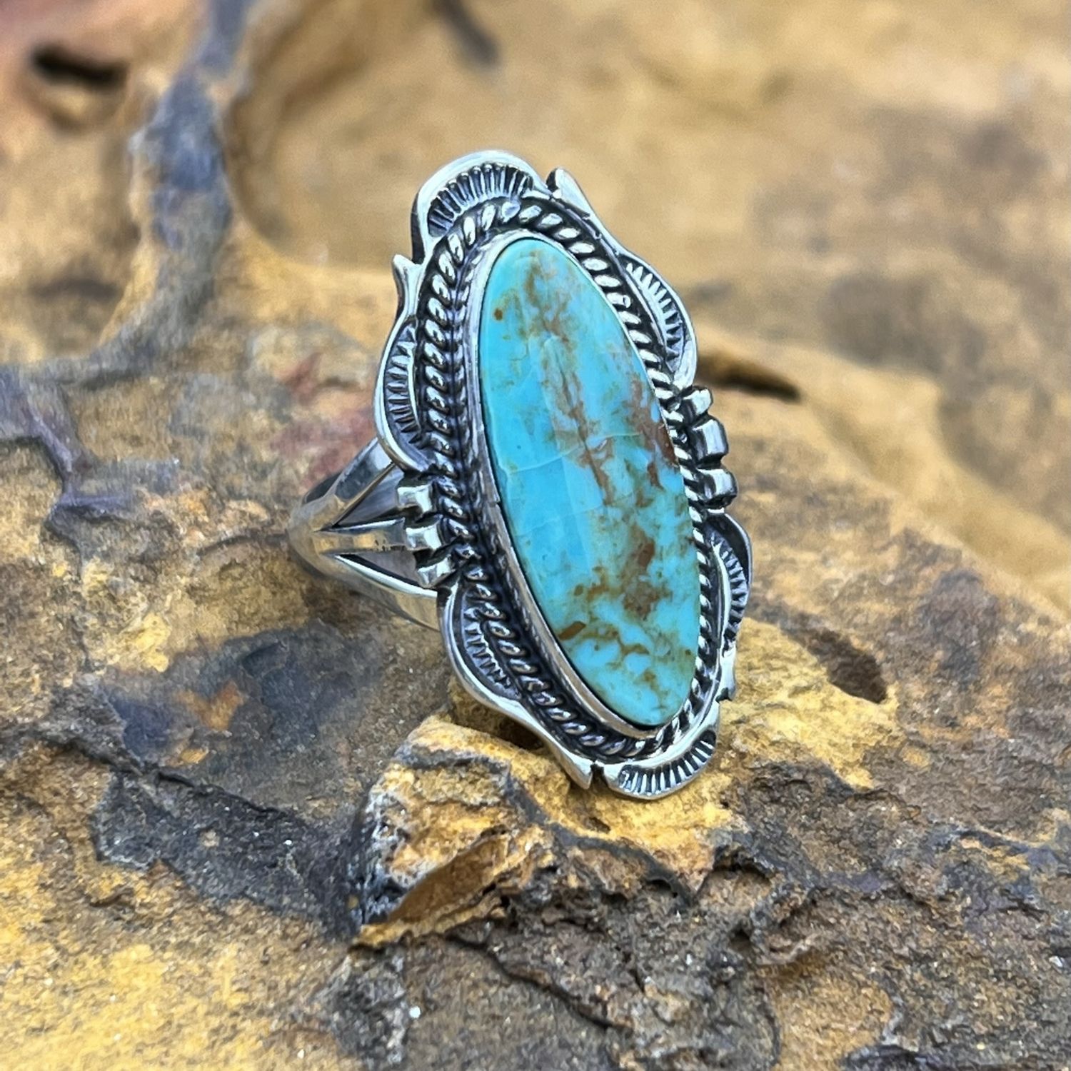 TURQUOISE SILVER RING [Size: 8]