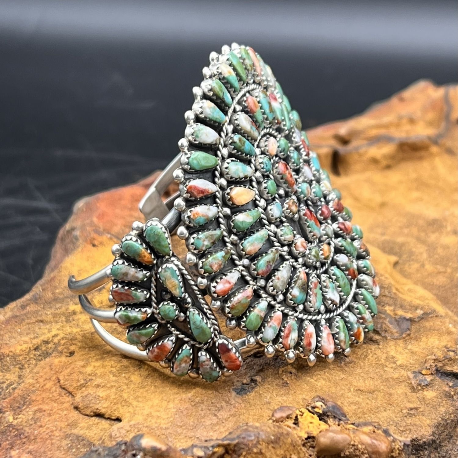 VINTAGE SPINY CLUSTER CUFF [6.75&quot;]