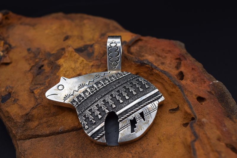 RICHARD SINGER BEAR PENDANT