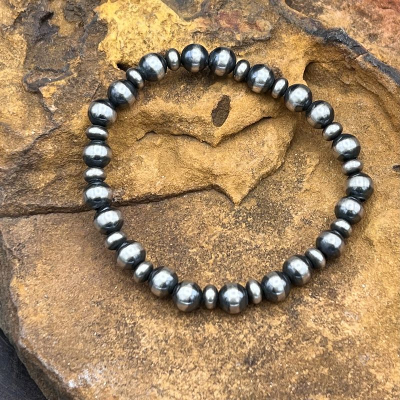 NAVAJO PEARL STRETCH BRACELET