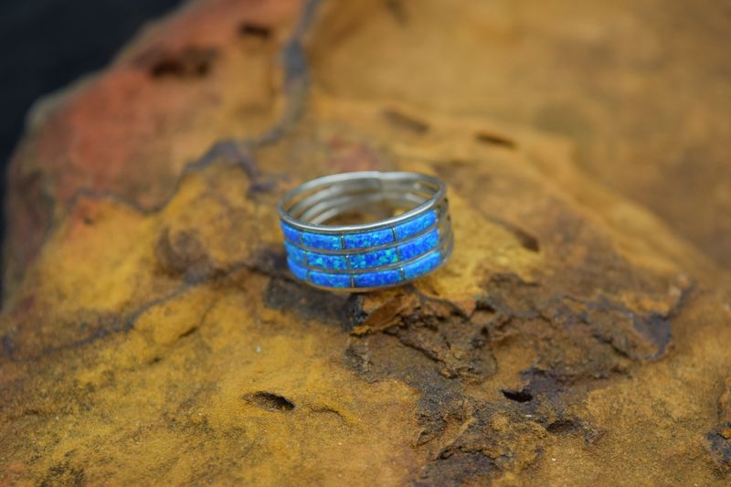 3 BAND PEARL RINGS [Size: 10.5]