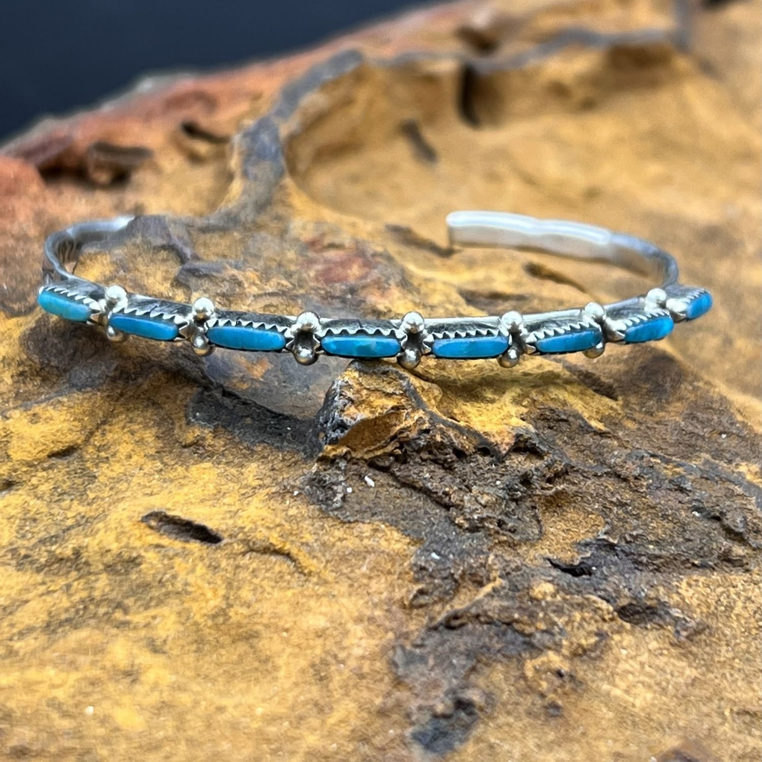 Peti Point Turquoise Stacker Cuff [6&quot;]