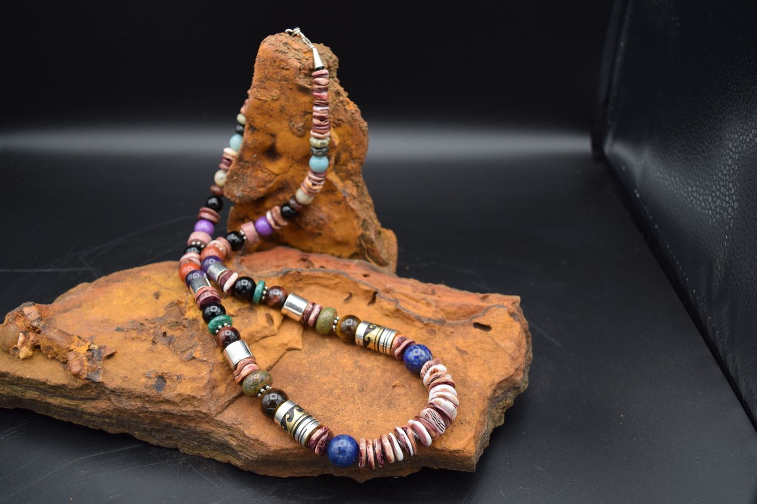 Rosita Singer Necklace (28&quot;)