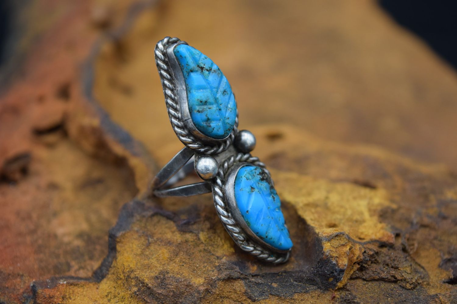 VINTAGE TURQUOISE LEAF RING (Size: 6.75)