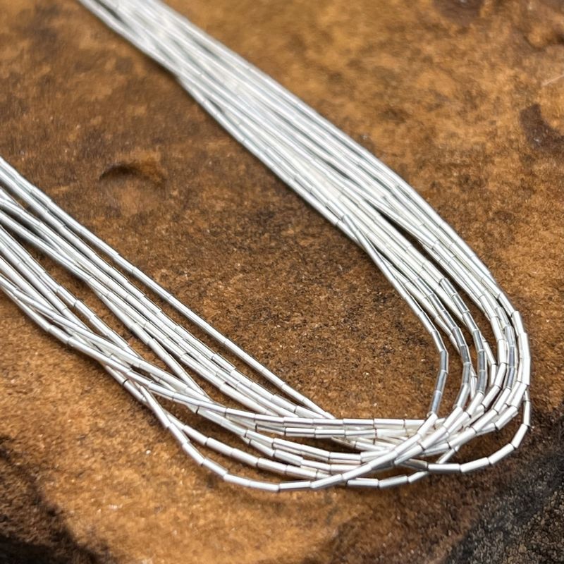 LIQUID SILVER NECKLACE [16&quot;]