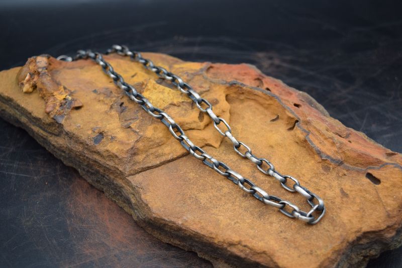 24&quot; PAPERCLIP CHAIN