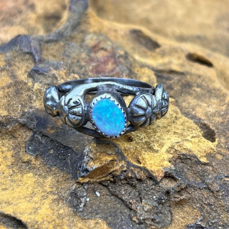 BLUE OPAL RING  [Size: 6.25]
