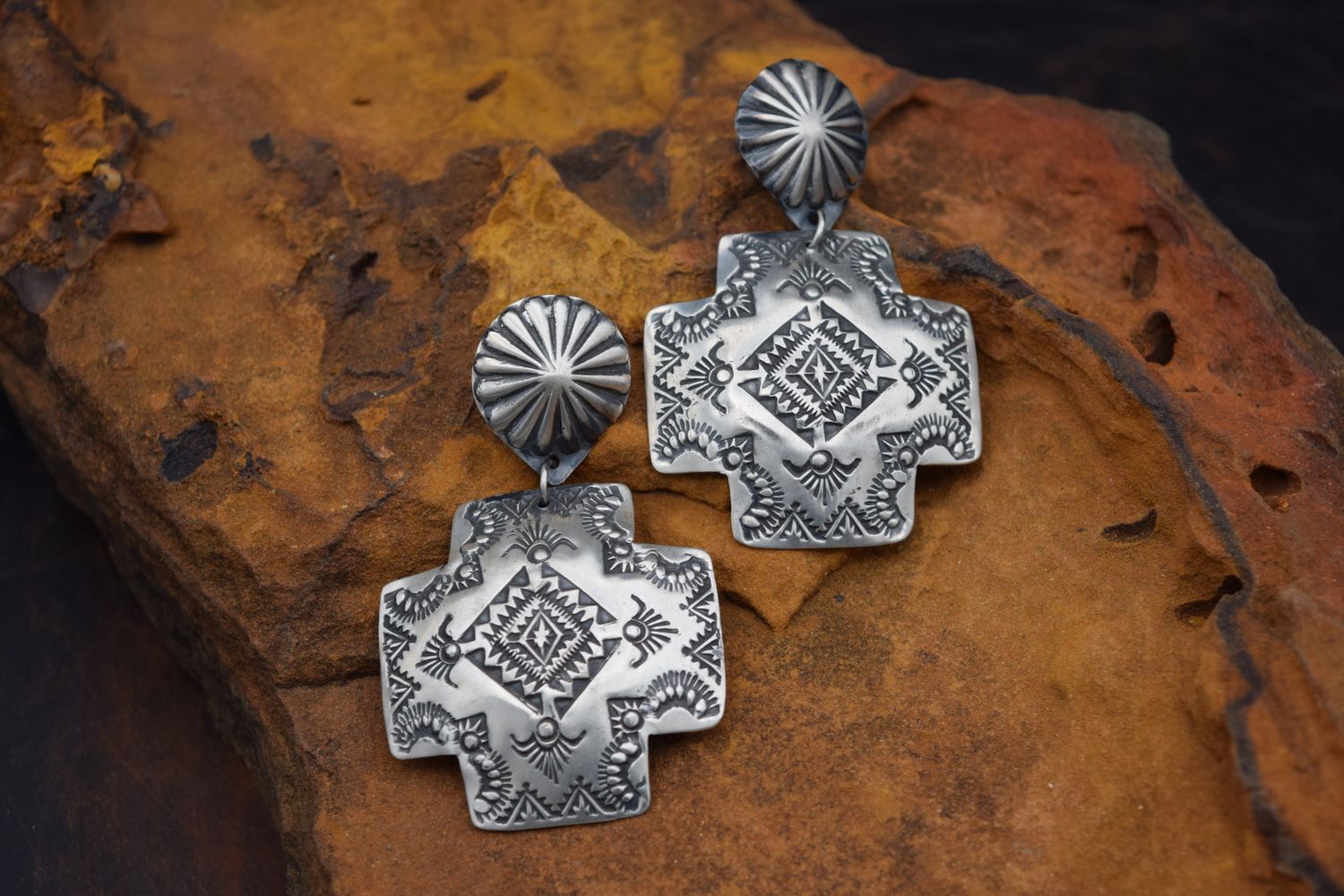 VP STERLING CROSS EARRINGS