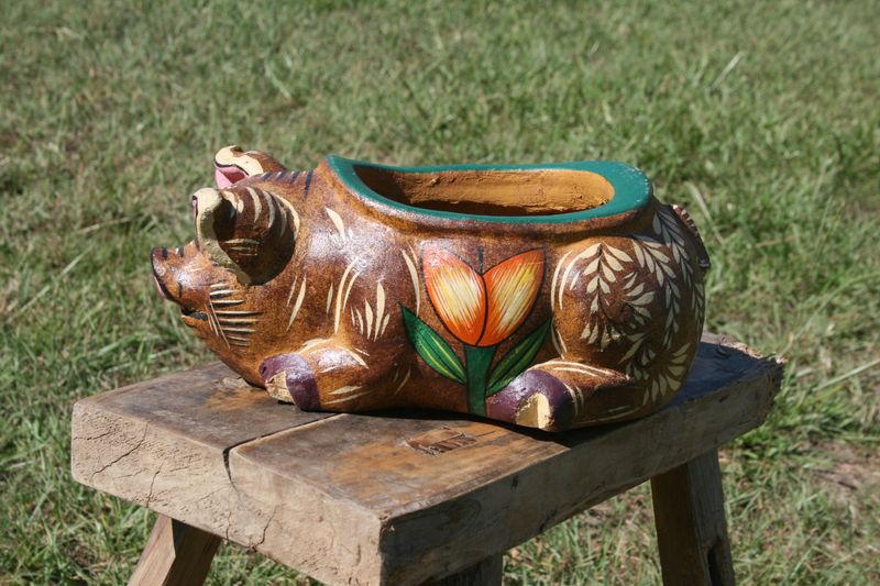 Ceramic Pig Planter - Medium