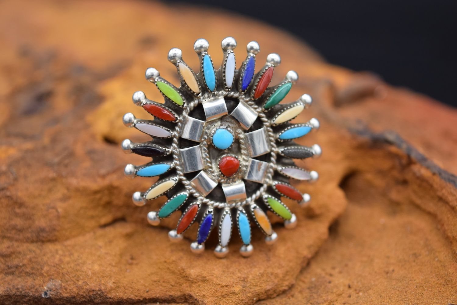 MULTI STONE RING (Size 8)