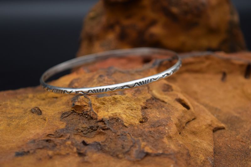 BEN TAHE SILVER BANGLE BRACELET
