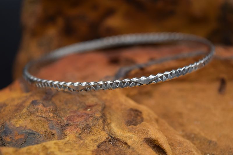 SILVER BANGLE BRACELET