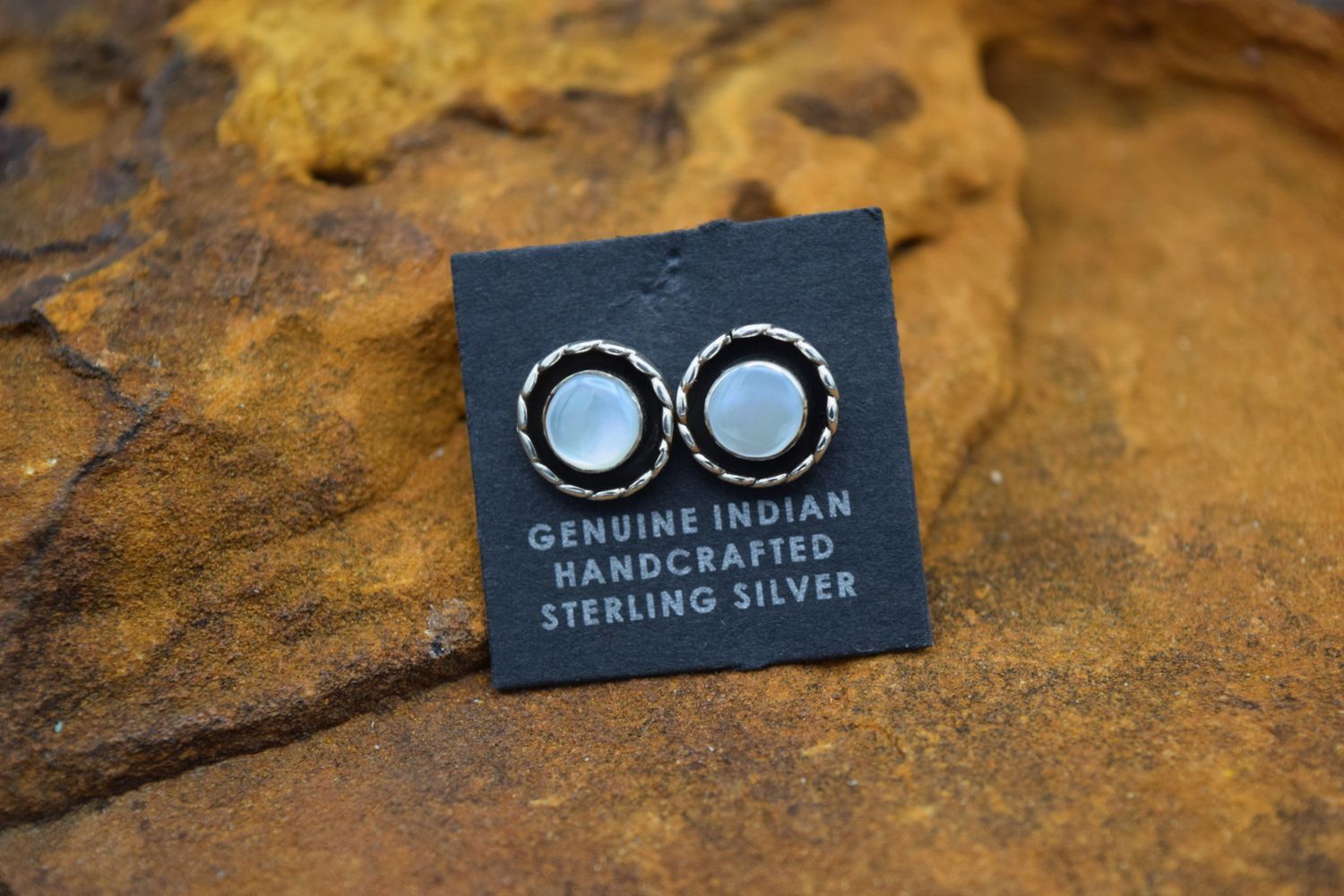 PEARL POST EARRINGS