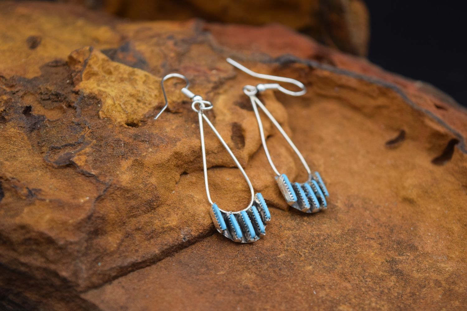 PETITE POINTE TURQUOISE EARRINGS