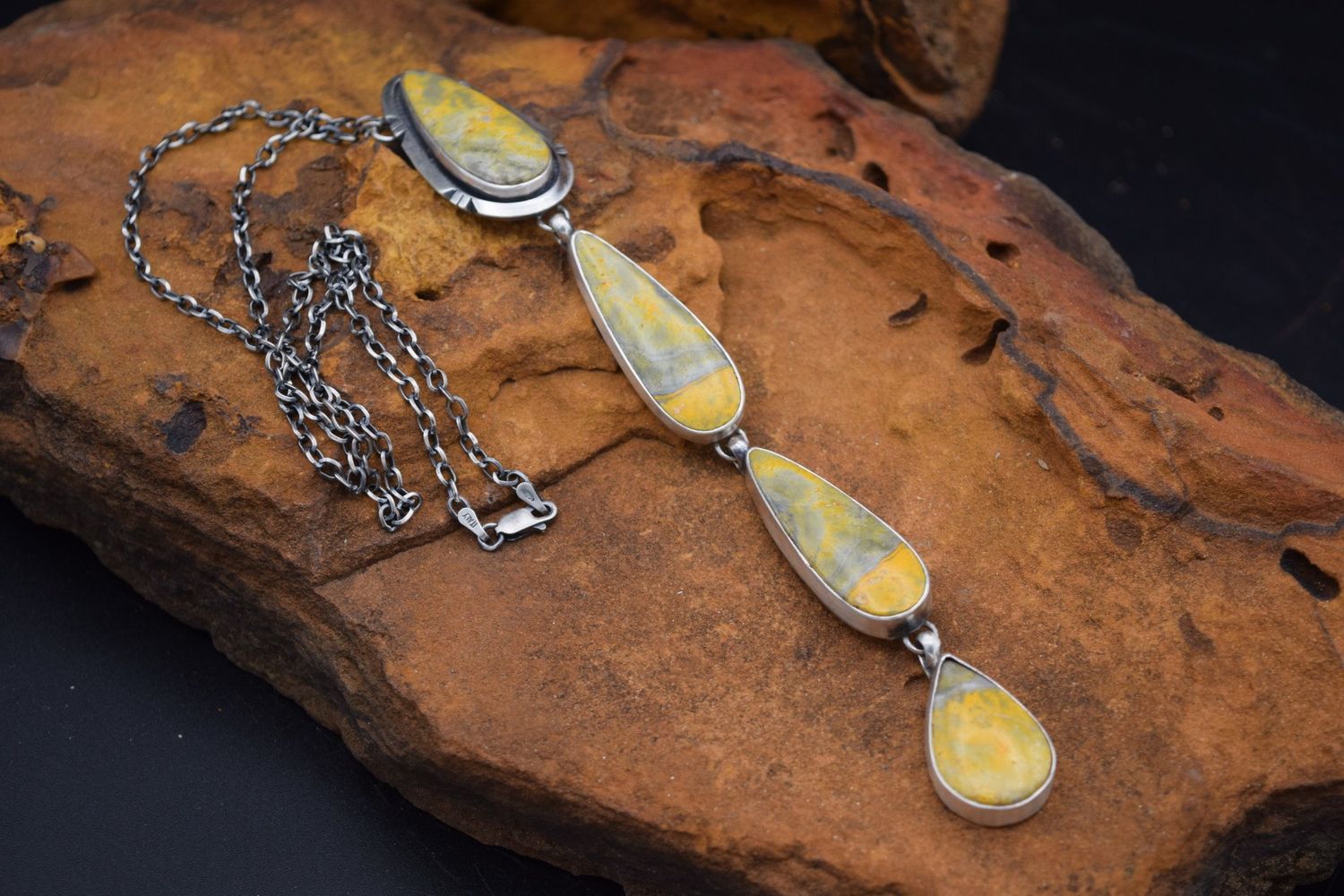 BUMBLEBEE JASPER LARIAT NECKLACE