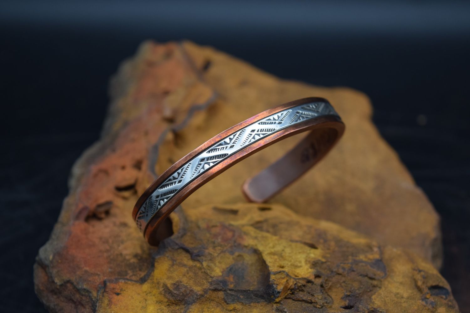 RANDY SECATERO SYLVANA APACHE CANONCITO BAND OF NAVAJO CUFF [7.75&quot;]