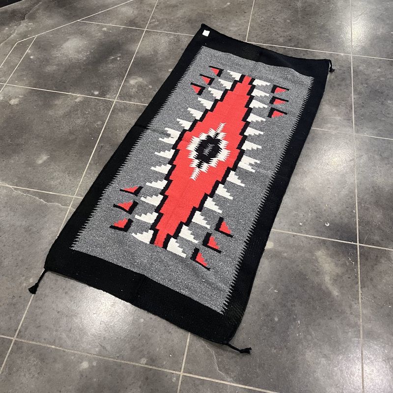 32&quot; X 64&quot; Hacienda Rug [Black/Gray]