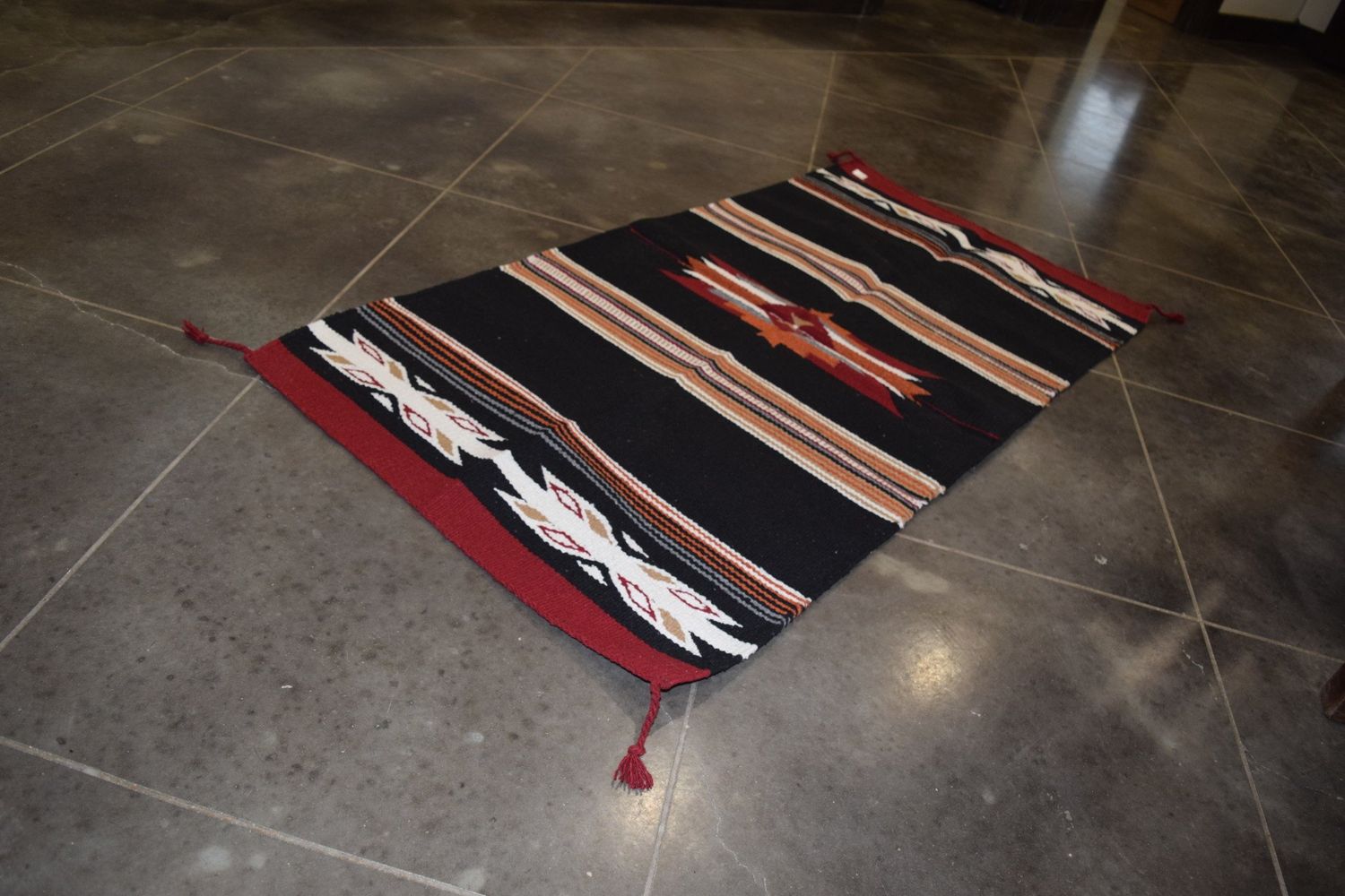 30&quot; X 60&quot; Cantina Throw Rug [Black]