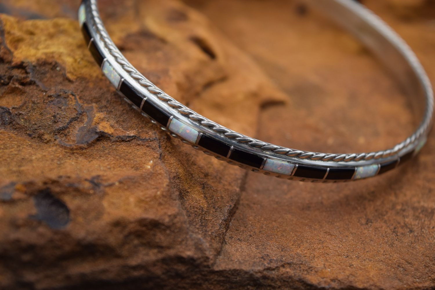 ONYX AND PEARL BANGLE BRACELET