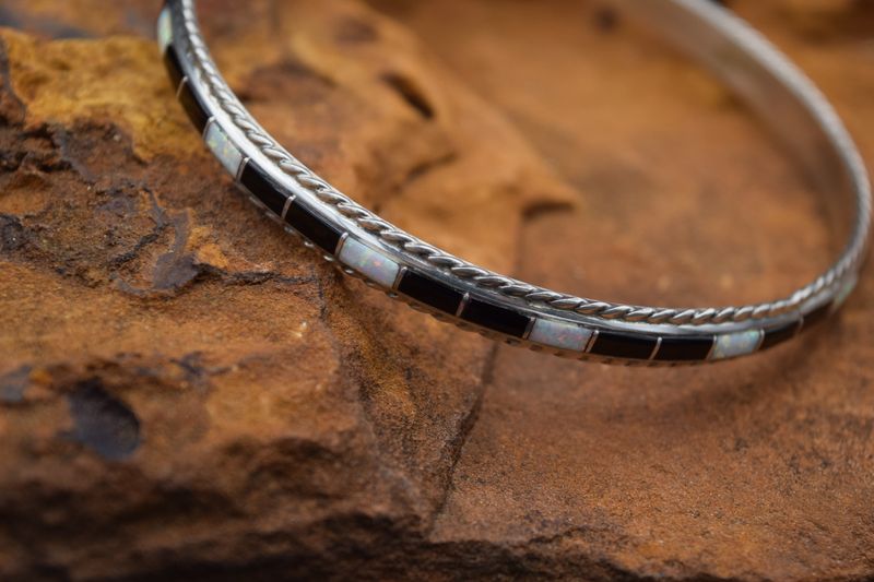 ONYX AND PEARL BANGLE BRACELET