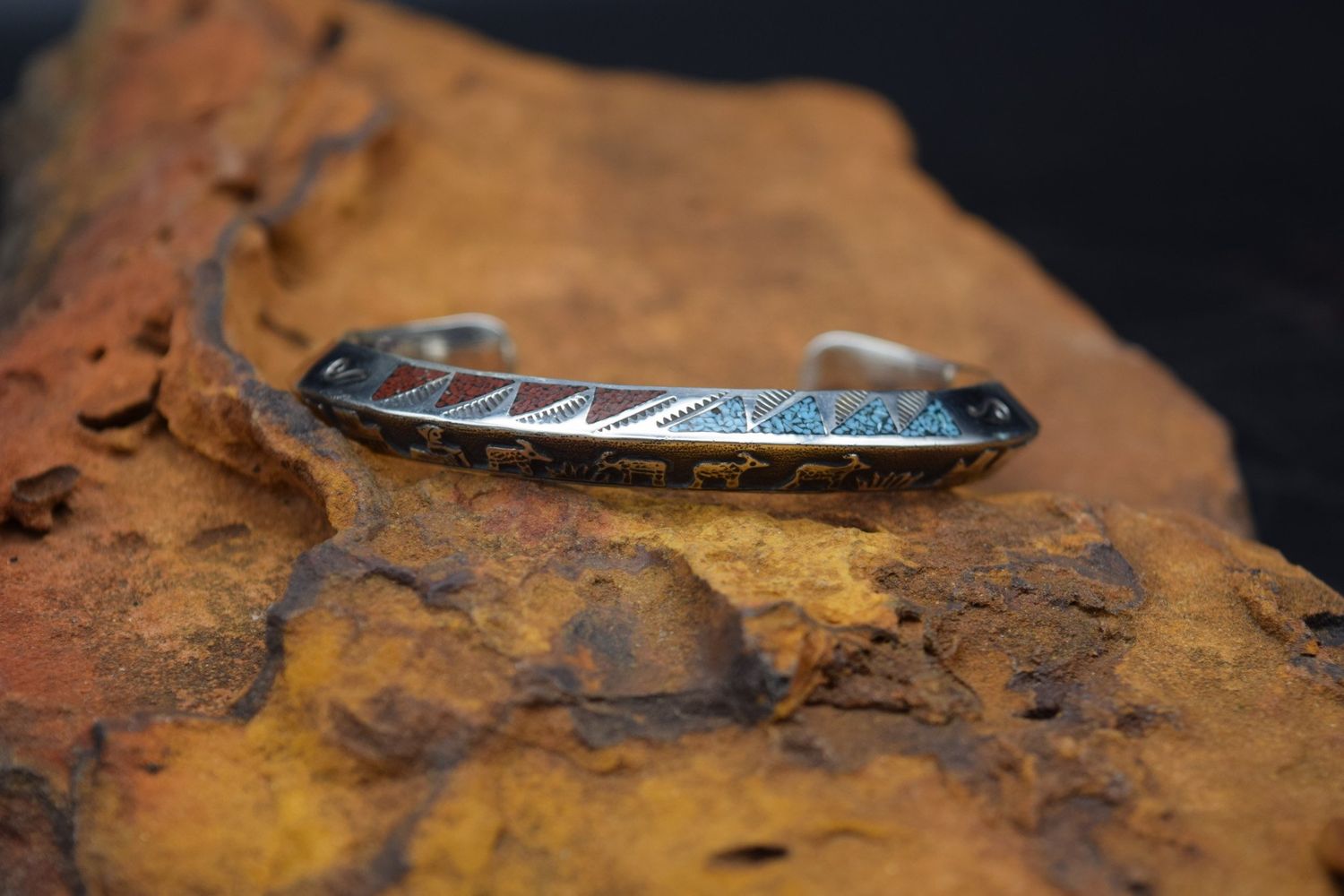 TURQUOISE &amp; CORAL STORYTELLER CUFF [Size: 6.5]