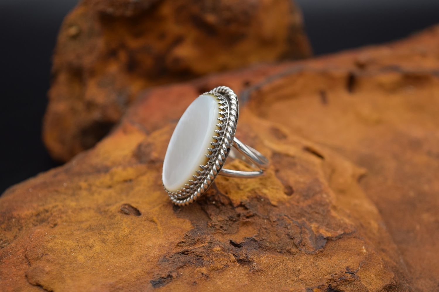 PEARL RING (Size: Adjustable)