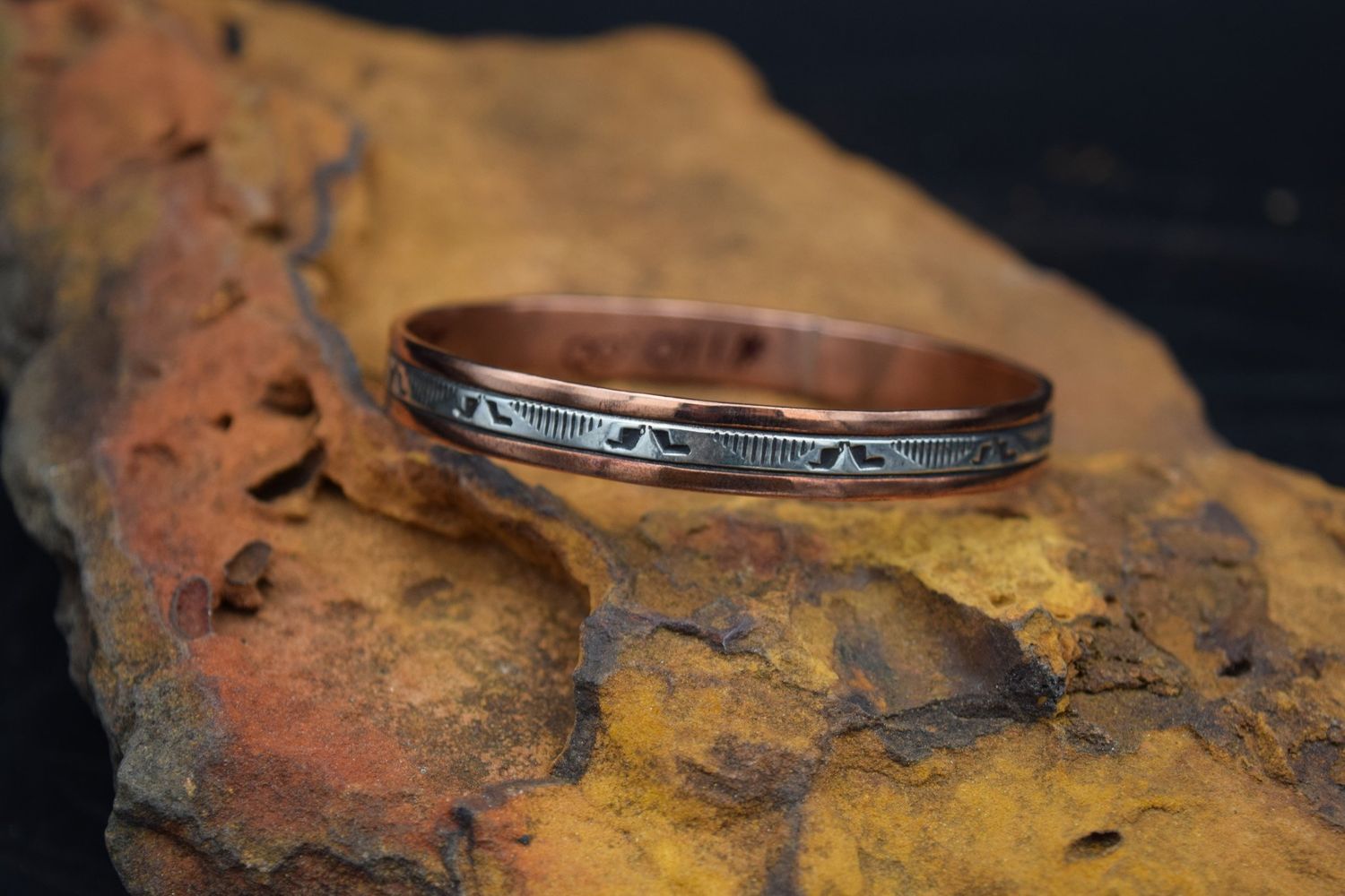 WYLIE SECATERO COPPER SILVER BANGLE BRACELET [7.5&quot;]