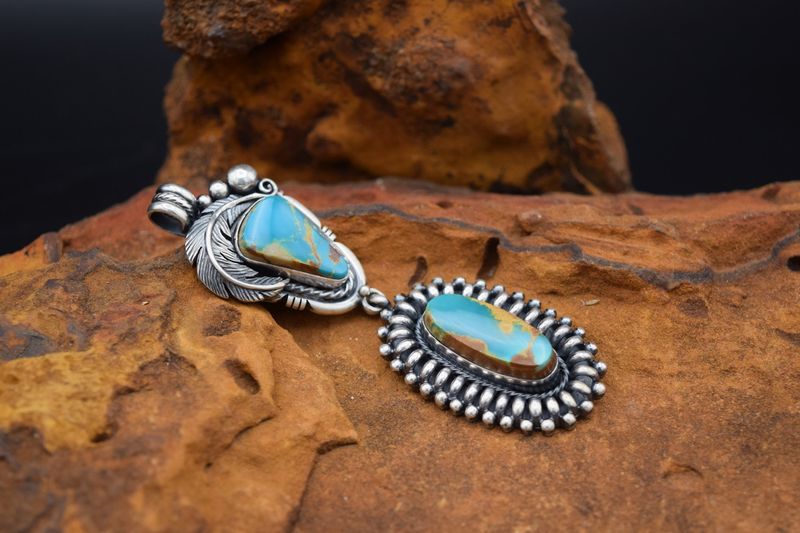 ELI GOFMAN PENDANT