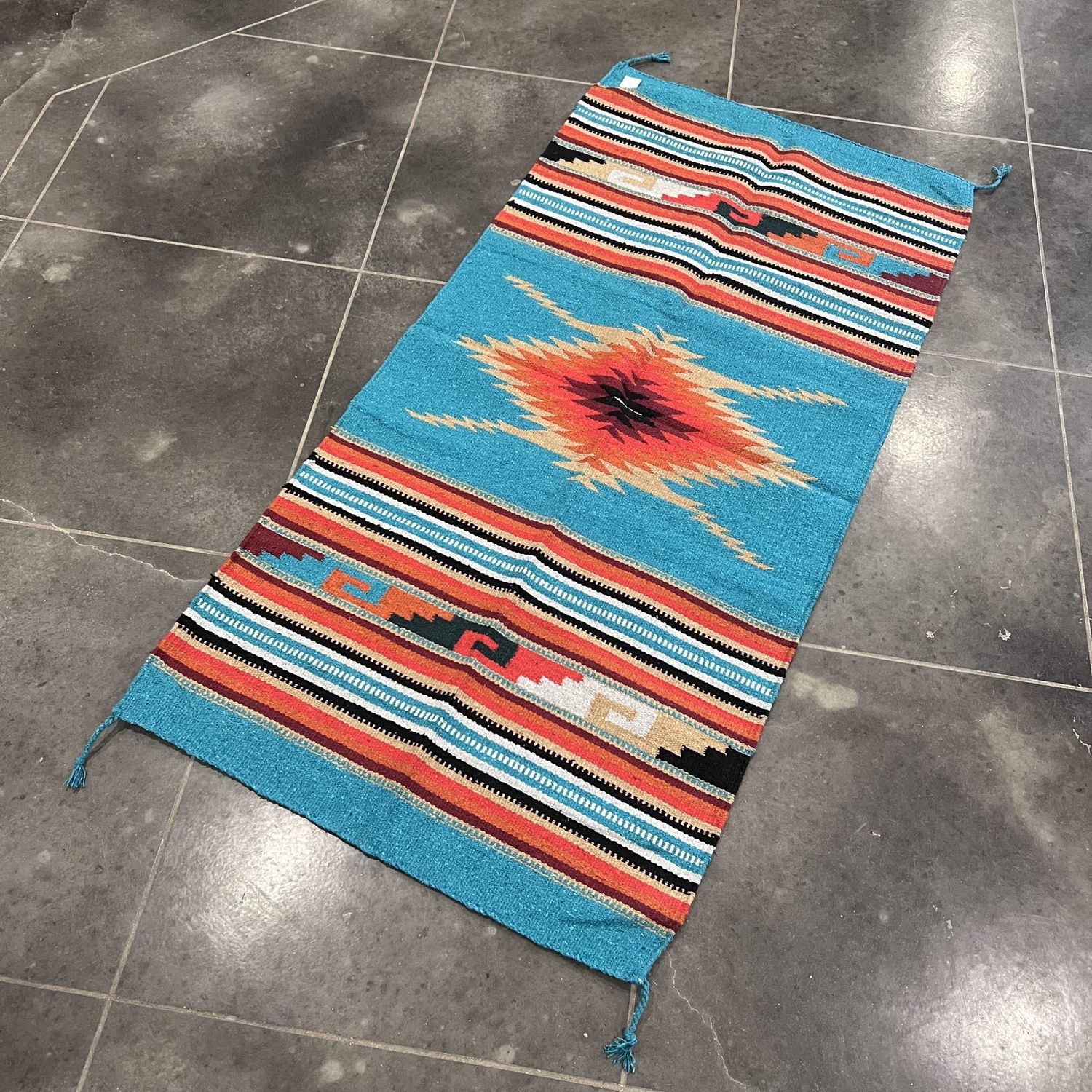 32&quot; X 64&quot; Hacienda Rug [Teal]