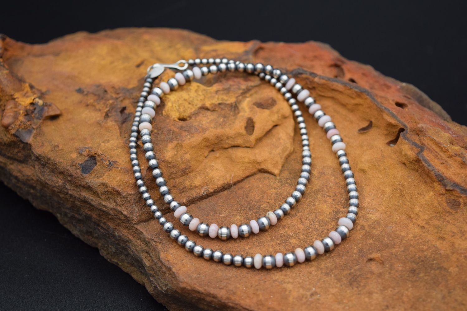 Peruvian Pearl &amp; Conch Necklace (18&quot;)