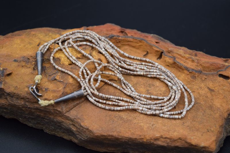 Heichi Beads (24&quot;)