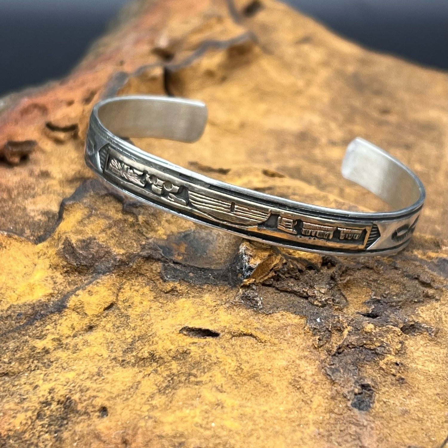 SILVER - GOLD CUFF 6.5&quot;