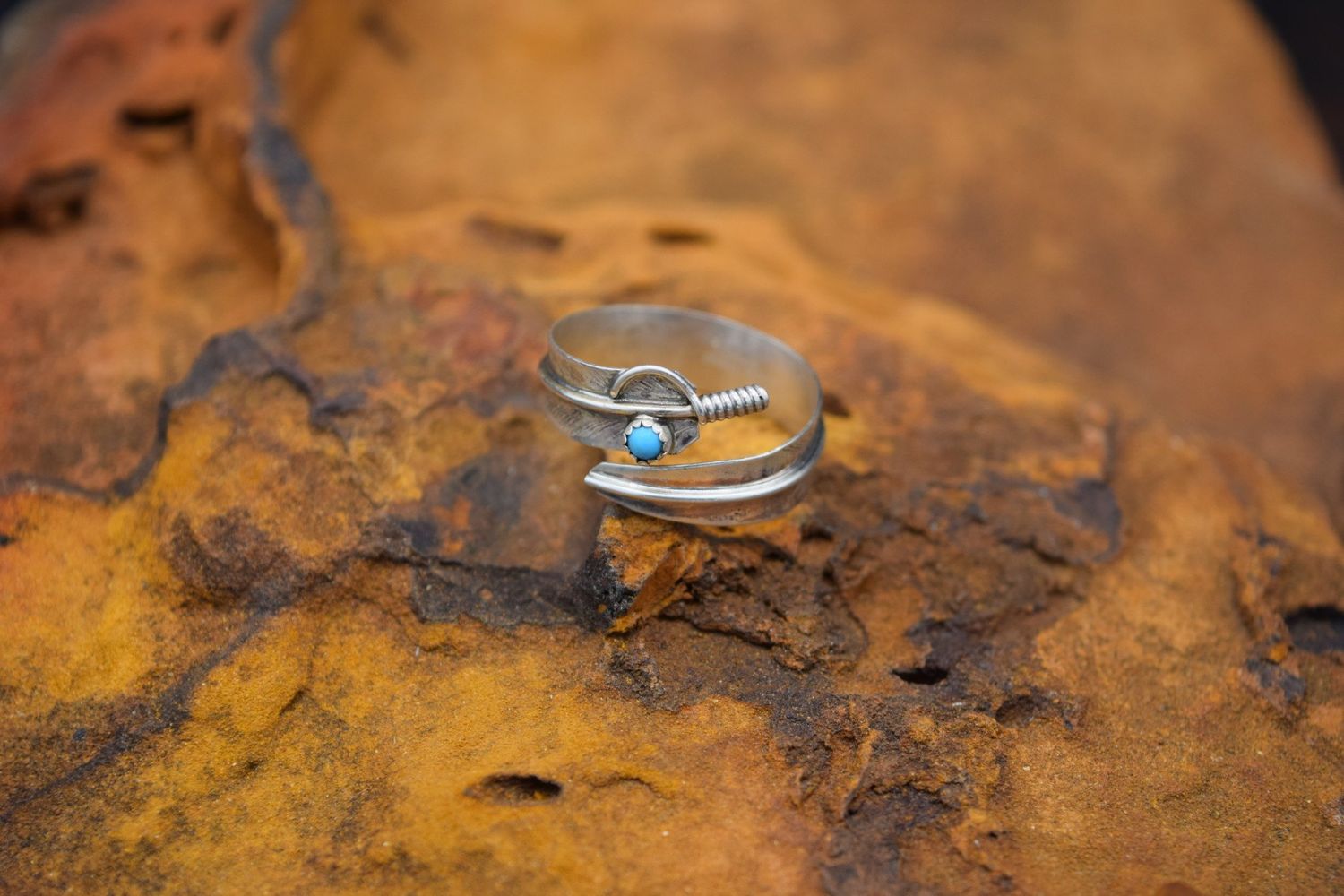 SLEEPING BEAUTY ADJUSTABLE FEATHER RINGS